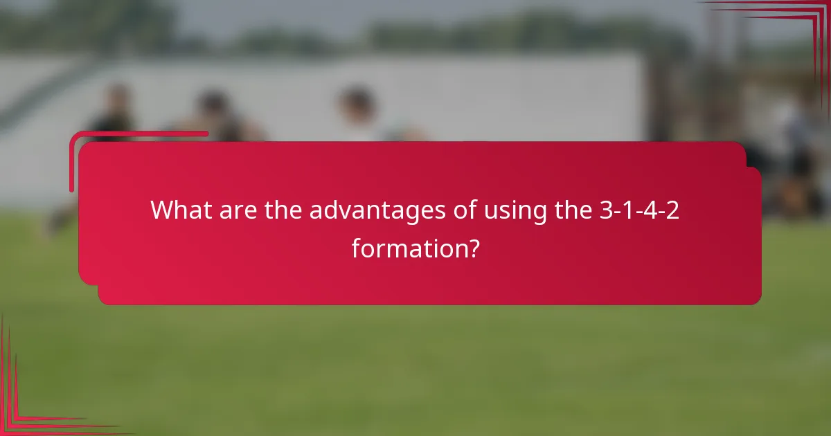 What are the advantages of using the 3-1-4-2 formation?